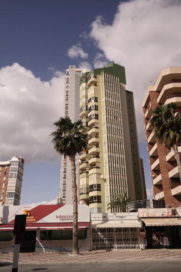 Apartamentos Torre Gerona Benidorm Exteriör bild